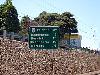 VIC - Melbourne - Mulgrave - ALT 1 Princes Highway Sign (1877) (30 Jan 2011)